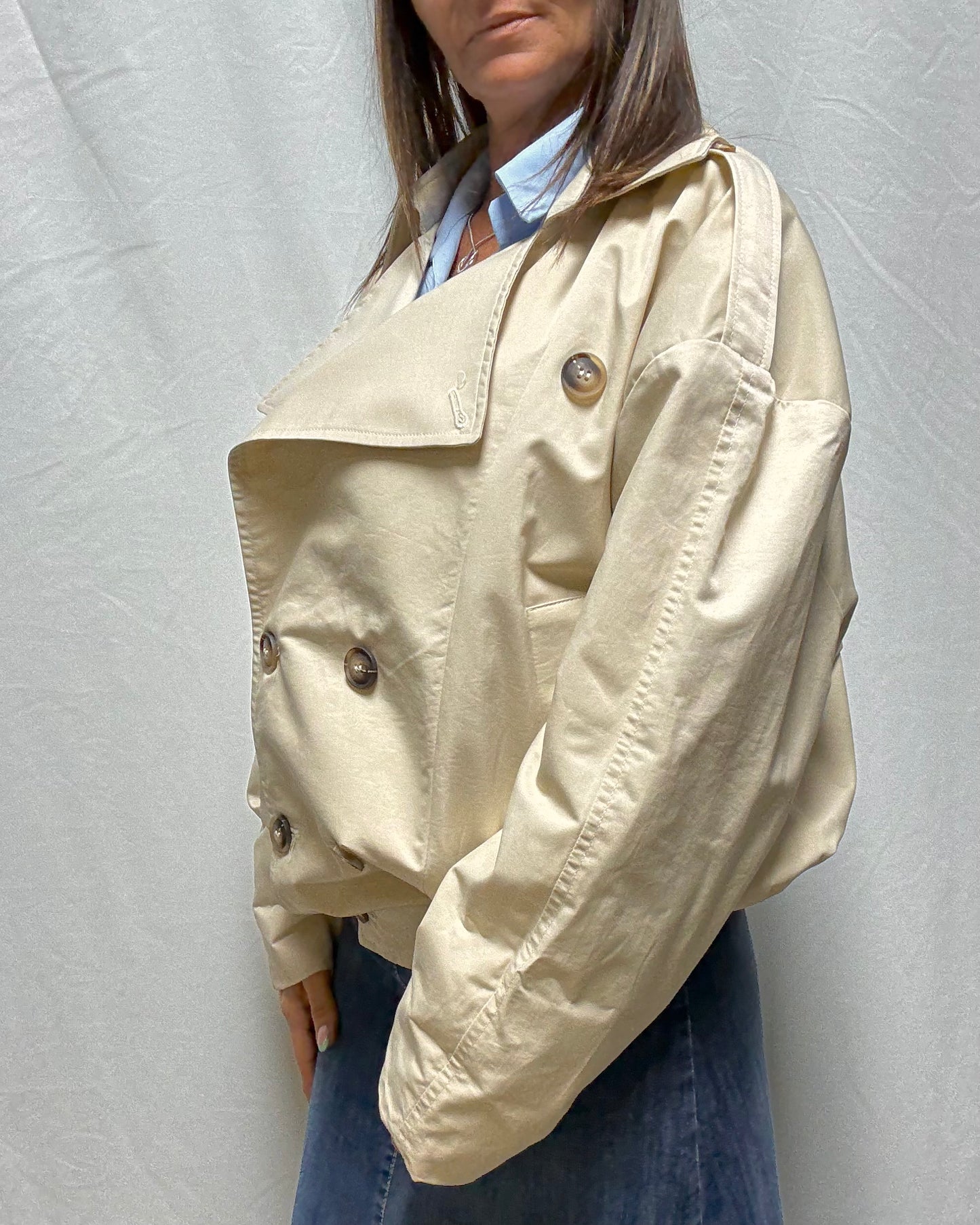 Bomber trench, corto