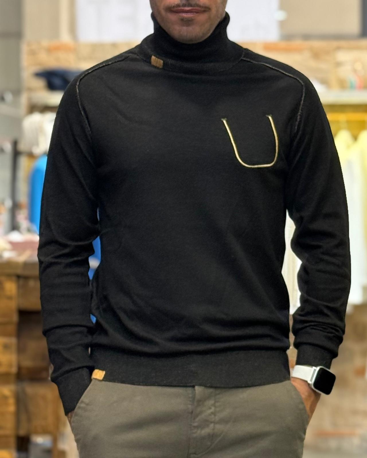 Maglia collo alto Markup