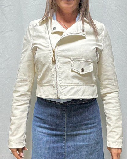 Chiodo eco pelle bianco, Markup corto