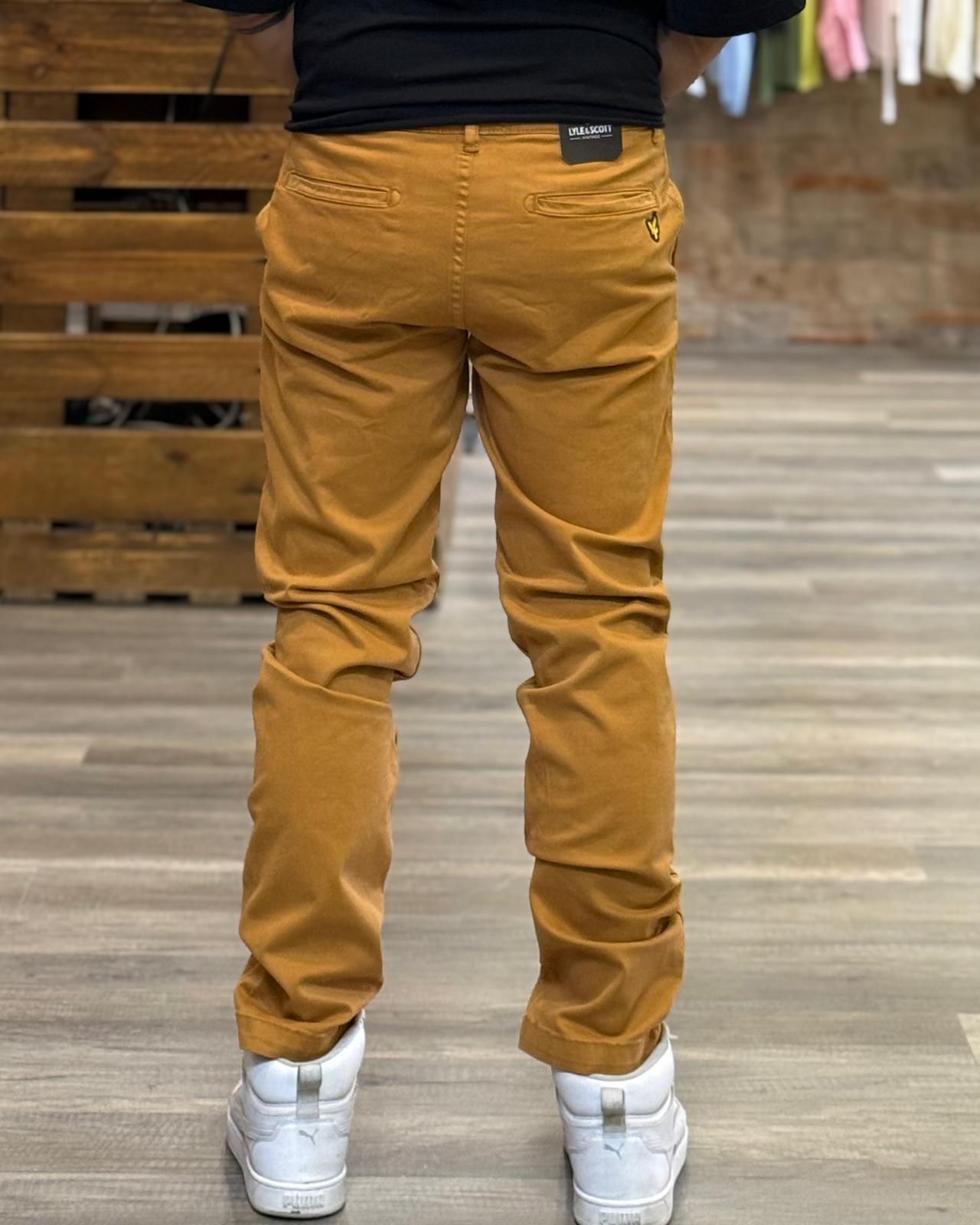 Pantaloni chino Lyle & Scott
