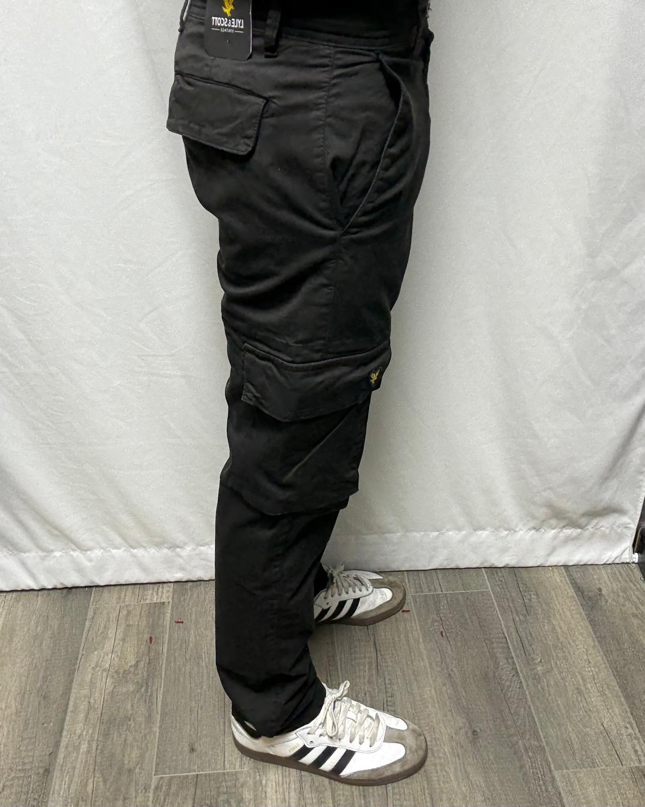 Pantaloni cargo Lyle & Scott