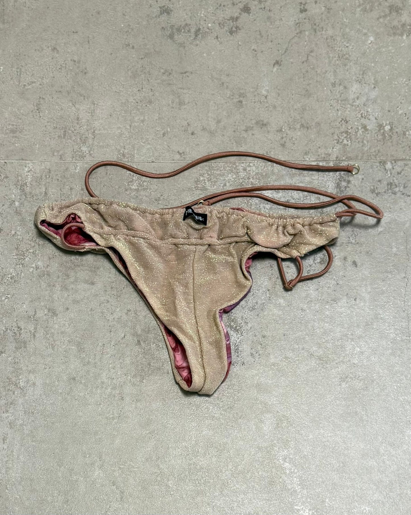 Bikini Me-Fui
